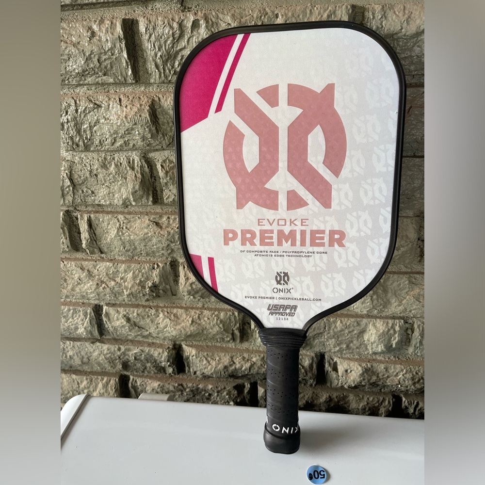 Onix Evoke Premiere.
